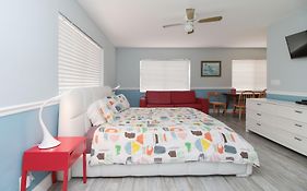 The Dolphin Hollywood